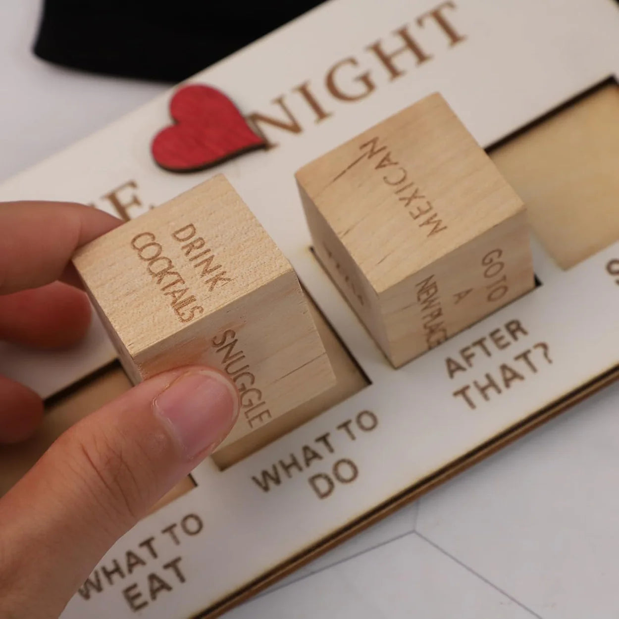The Date Night Dice - CoupleGame
