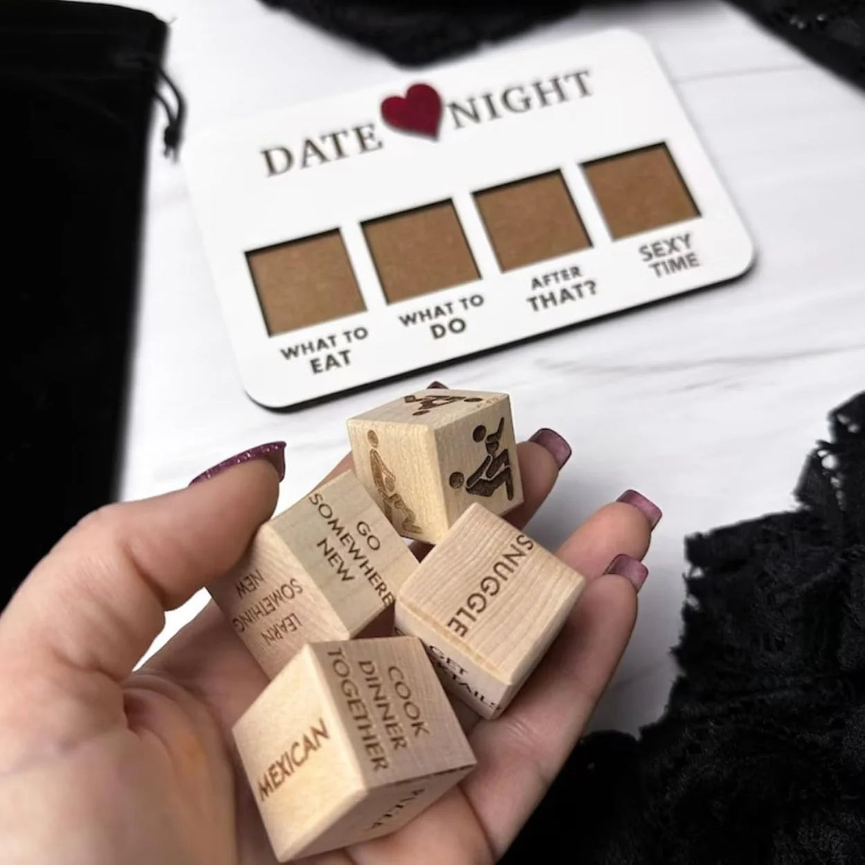 The Date Night Dice - CoupleGame
