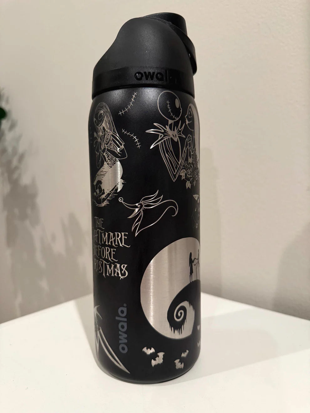 Nightmare Skeleton 32oz Water Bottle