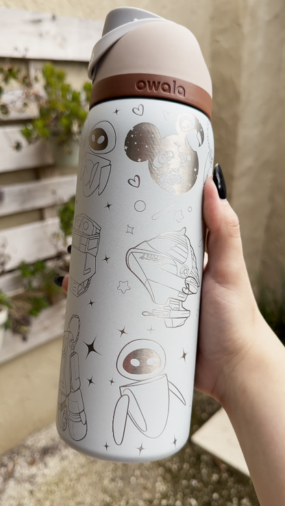 Wall-E and Eve Engraved Owala 32 oz FreeSip Water Bottle