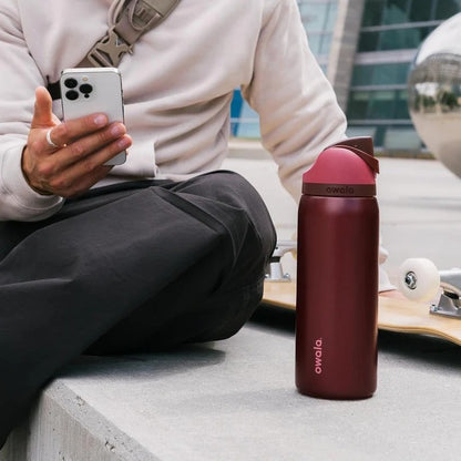 Black Cherry Owala FreeSip 32oz Water Bottle